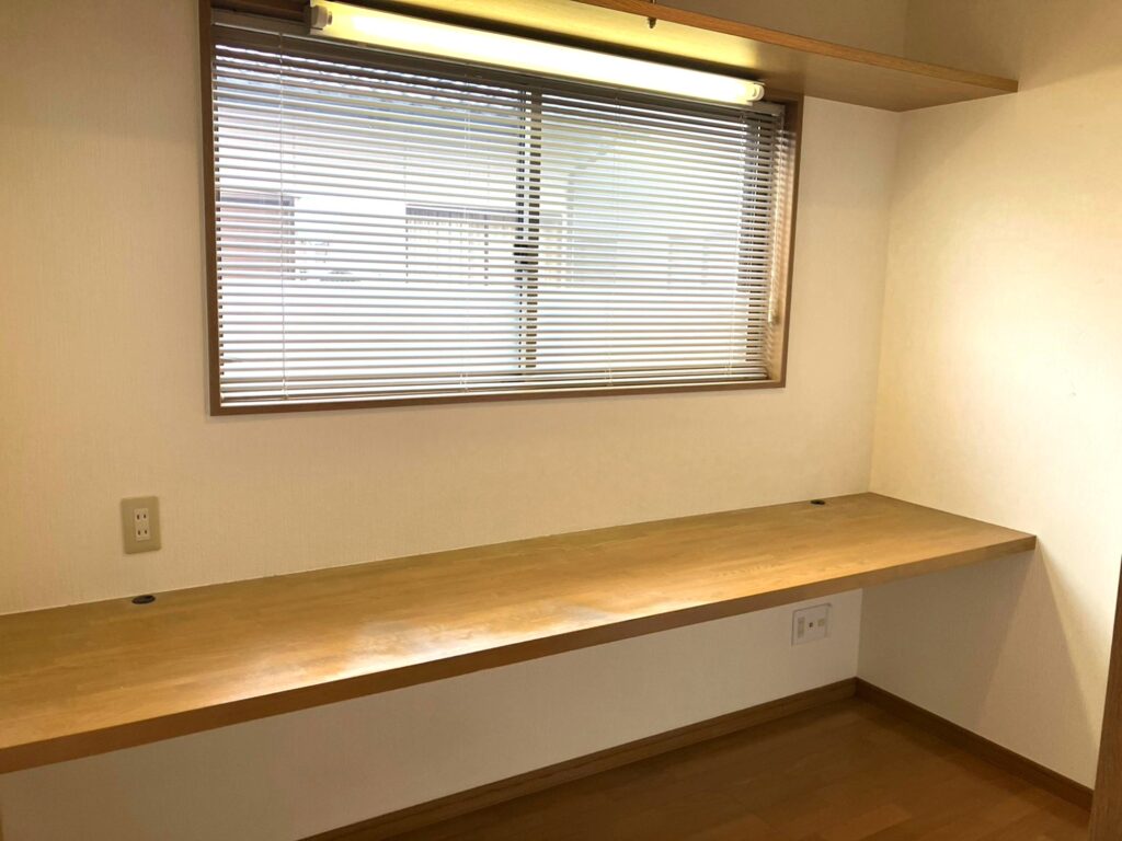 2F書斎。在宅ワークに最適です。
